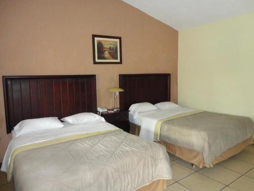 Gallery image of Hotel La Colonia in Retalhuleu