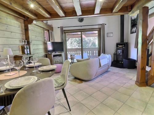 Charmant Duplex 3 Pièces à Méribel - 6 Personnes, WiFi Inclus