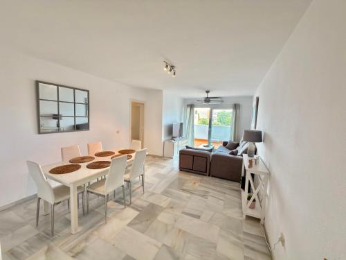 ApartHome Fuengirola Sun & Beach