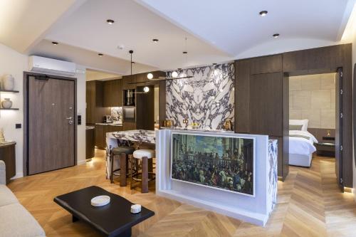 Acropolis Luxury Penthouse with Private Jacuzzi