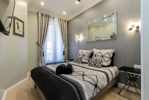 Mobility Lease 2br 2ba 2 kitchens 2 balconies in Old Town