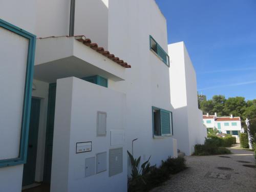 Prainha Beach and Pool House for families
