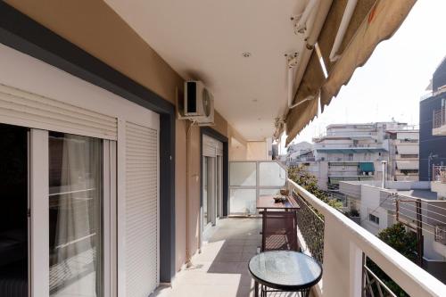Central apartment with parking