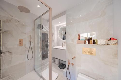 Cannes - Beautiful Apartment - 3 bedrooms - 3 bathrooms - 5CV