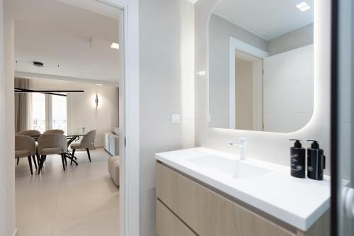 Coryfes Luxury Apartments