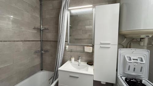 Appartement lagon bleu avec piscine commune et tennis