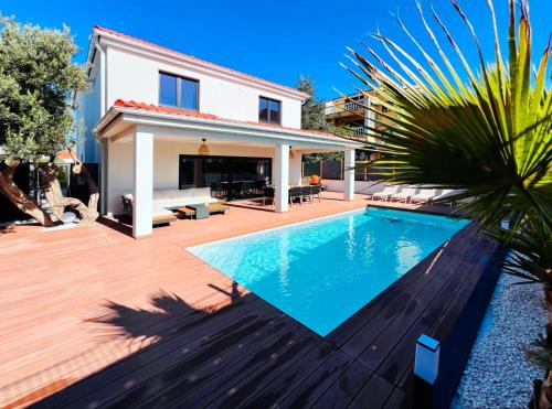 Vila Esnella - Private Pool & Panoramic Sea view