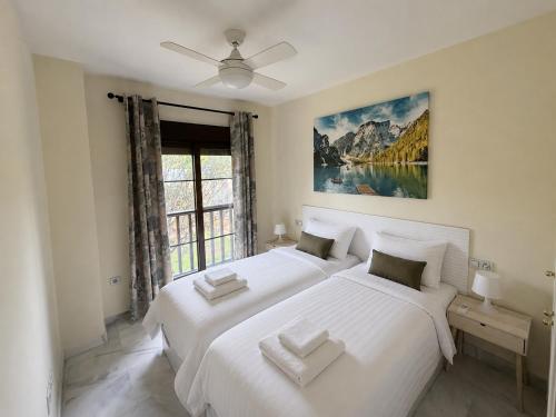 Hacienda del Sol - Beachside Retreat with Pools