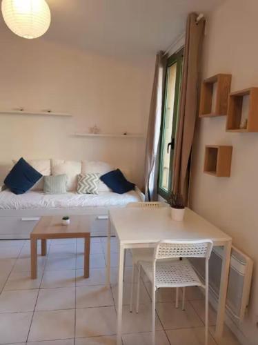 Libération a quiet and secure apartment