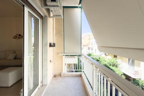 Ambient Living Koukaki 2BR Near Acropolis