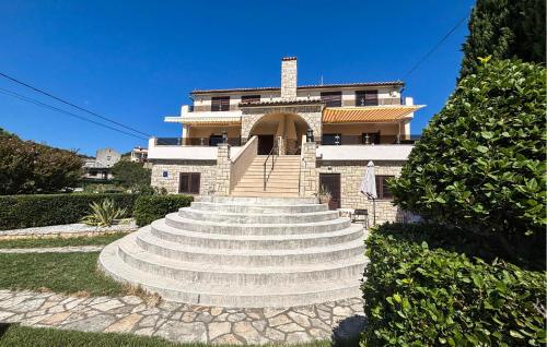 1 Bedroom Awesome Apartment In Rab