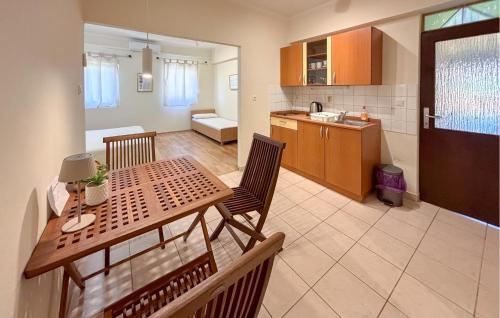 1 Bedroom Awesome Apartment In Rab