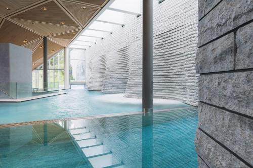 Tschuggen Grand Hotel - The Leading Hotels of the World