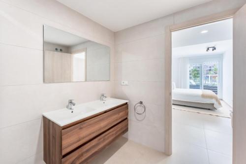 Amphora Beach residence 2476 Manilva