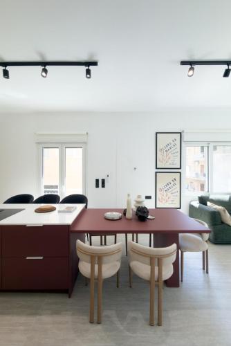 Chic Athens Living 3BR Apartment