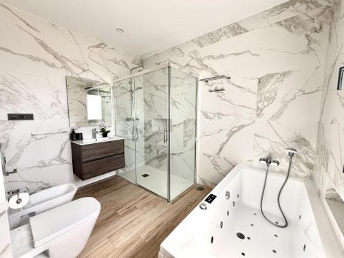 Luxury Villa In Fuengirola