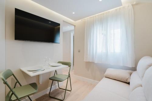 Apartment in the Heart of Malasaña