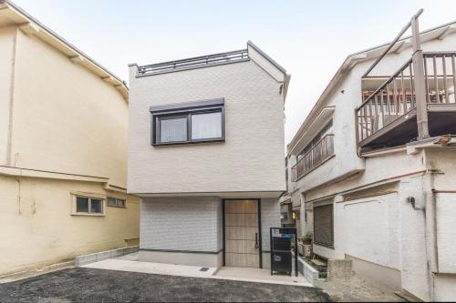 New Open, 4 mins walk from the station, 8 mins to Ueno, Newly built with a view of Skytree from the bedroom, Designer's House