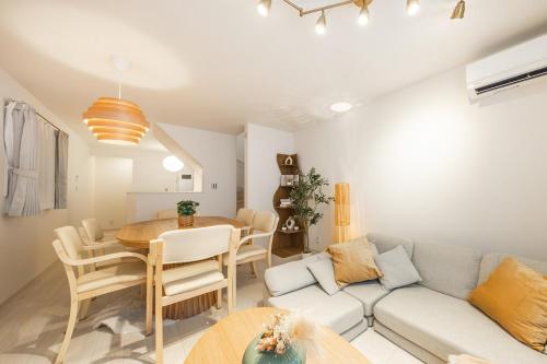New Open, 4 mins walk from the station, 8 mins to Ueno, Newly built with a view of Skytree from the bedroom, Designer's House