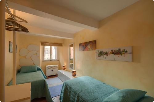 Mia Suites