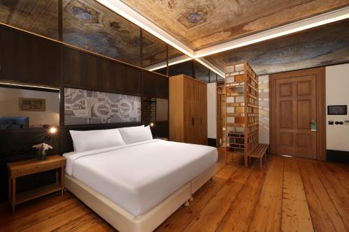 Collection Suite
