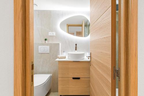 Maison Foch Stone Loft Premium Studio