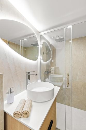 Maison Foch Stone Loft Premium Studio