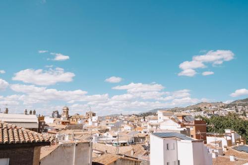 Ático reformado en el centro de Granada Celi