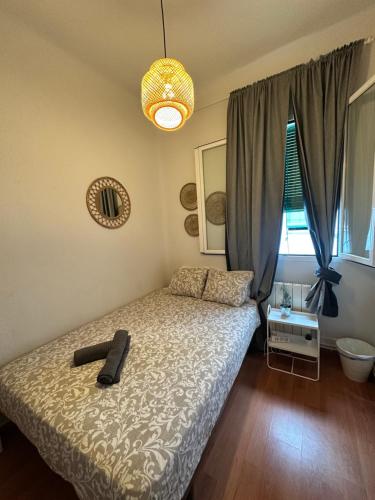 Fernan Gonzalez Street, Private rooms