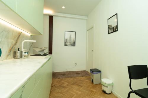 Gato street, Private rooms