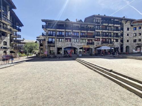 Résidence Val D'isere Village C - 5 pieces dans le centre et sur les pistes MAE-1623