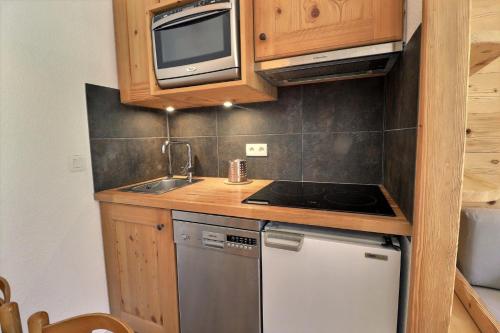 Résidence Pralin - CHARMANT STUDIO CABINE 4 PERSONNES - RENOVÉ - SKIS AUX PIEDS MAE-1803