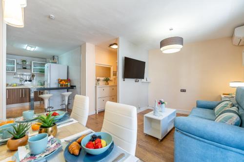 797 Holiday Rentals - CARRASCO BEACH 1
