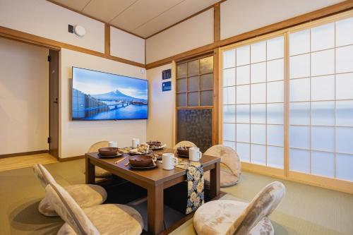15 minutes from Haneda Airport - 2 minutes from the station - 1 minute from a convenience store - 6 people - Gas dryer - Sunken kotatsu - Ultra high speed WiFi - Seionan Omori