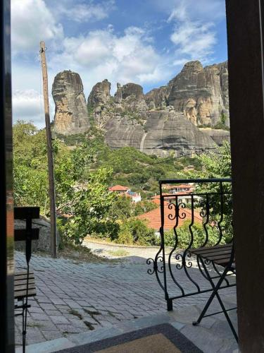 Meteora Window