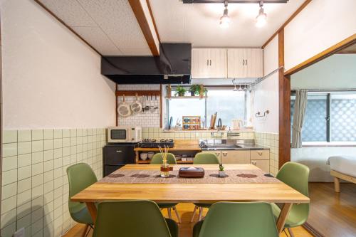 Guest House Rita Sakurazaka - Japanese Vintage Room
