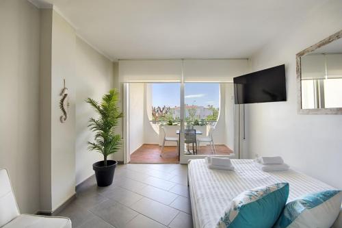 WELCS ESTUDIO PRECIOSO 457 EMP Frente al mar