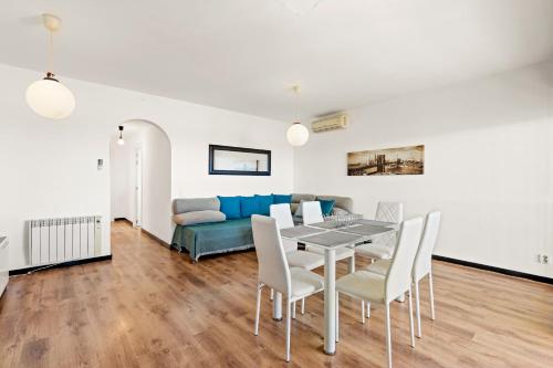 WELCS APARTAMENTO 458 EMP frente al Mar