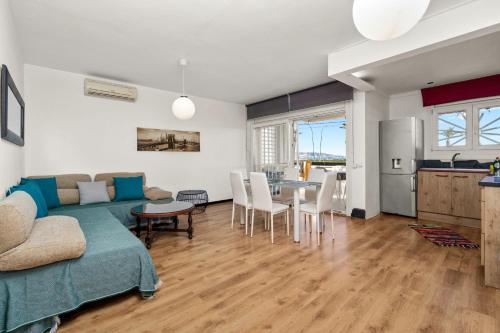 WELCS APARTAMENTO 458 EMP frente al Mar