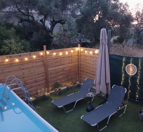 Small Courtyard - Μικρή Αυλή