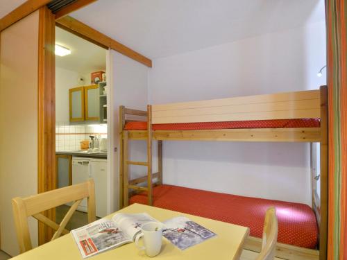 Studio chaleureux au centre, vue pistes, animaux acceptés