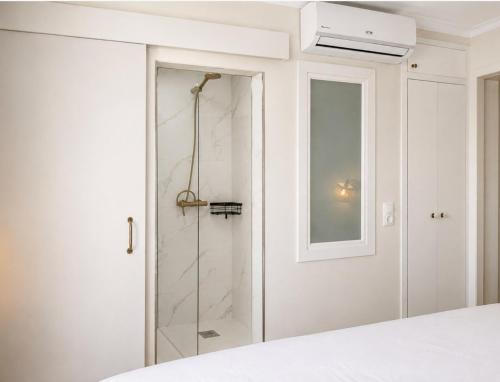 Hello Bairro Alto flat with A/C by Homeful Homes