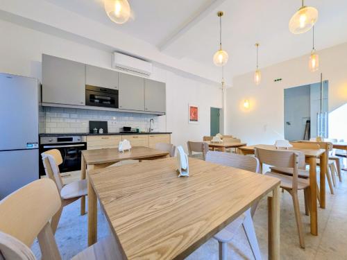 Dinostratus House - Boutique Rooms & Apartments