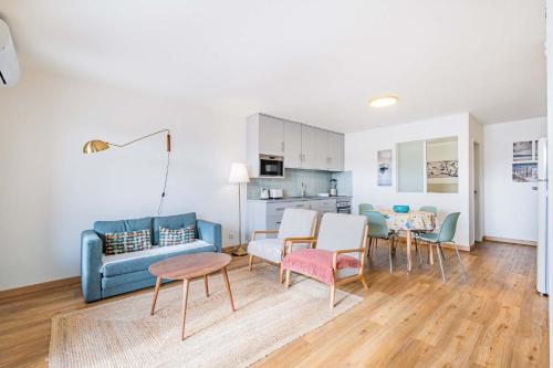 Stanchion Apartment