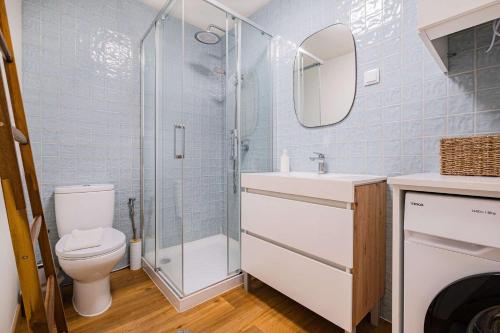 Stanchion Apartment
