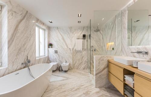 Renovated luxury apartment in the Barrio de Salamanca