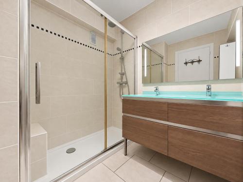Élégant T2 rénové avec balcon au centre de Cannes