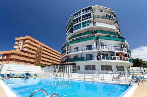 Exclusive 1-Bedroom Apartment in Las Américas