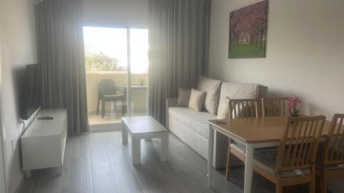 Benalbeach one Room