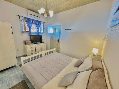 Kozul Apartments Lovran - Panoramic Sea View from Large Covered Terrace & EV Wallbox
